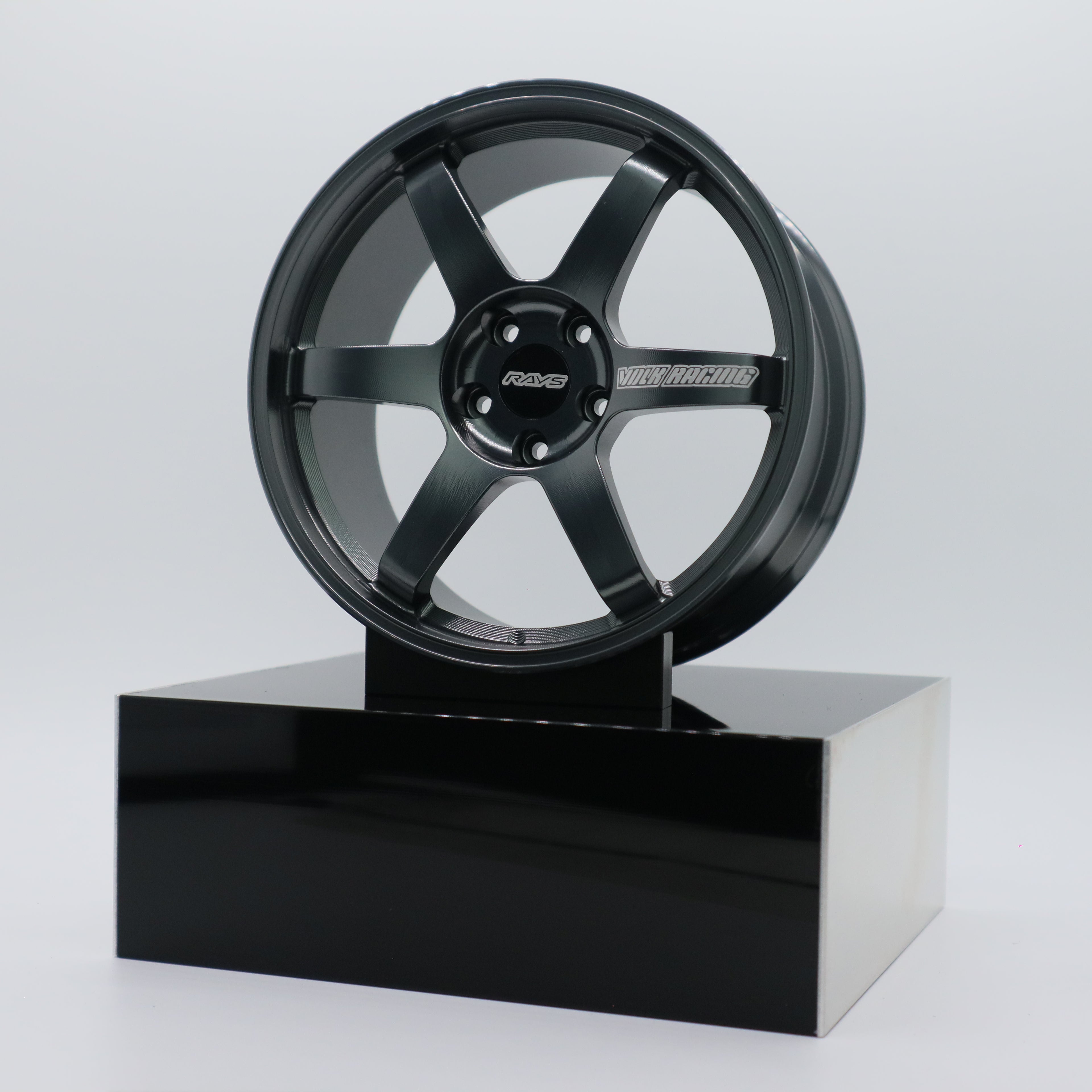 RAYS | TE37 (Engraved Logo)