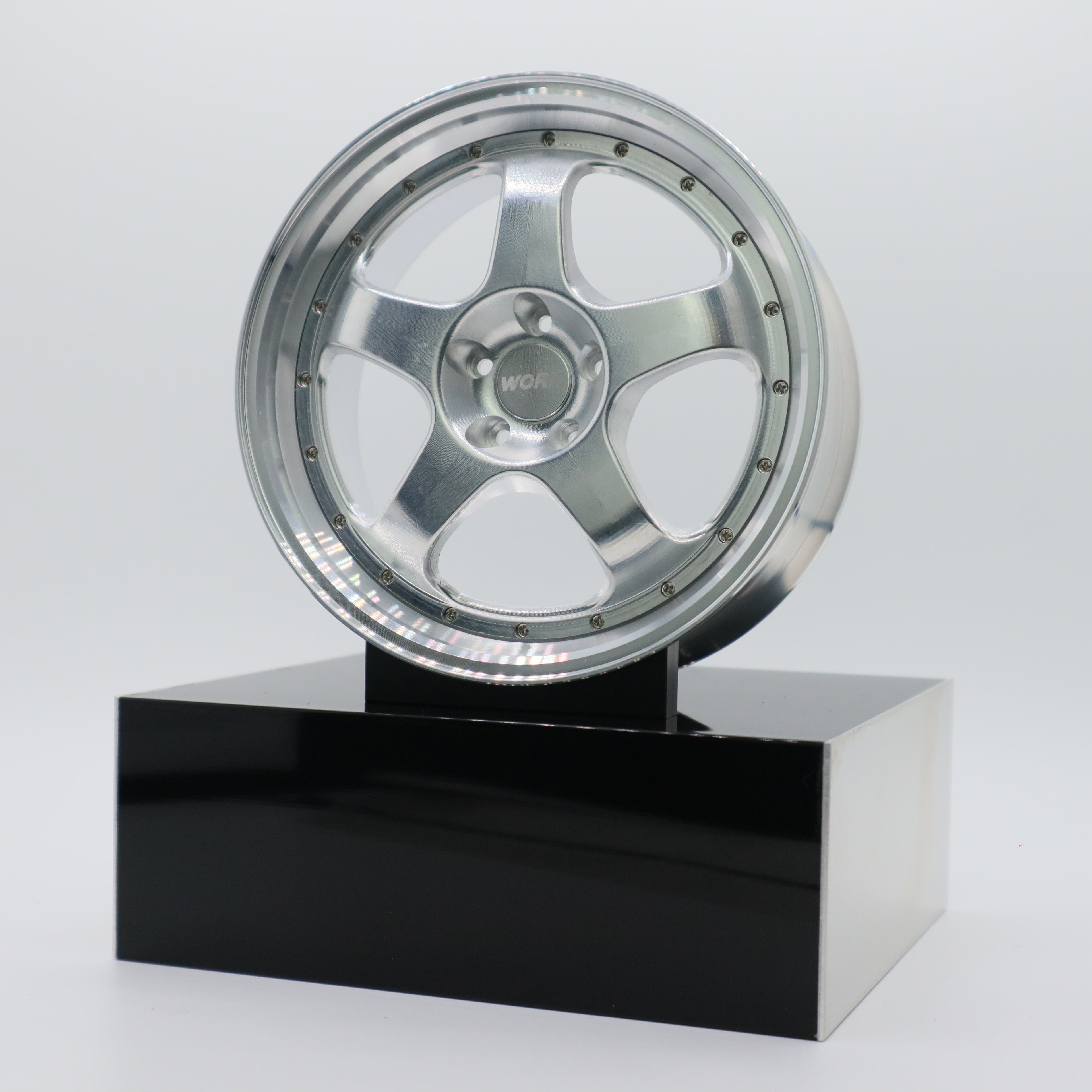 WORK | Meister S1 3P